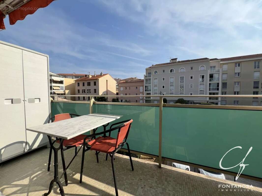 Appartement à SAINT-RAPHAEL