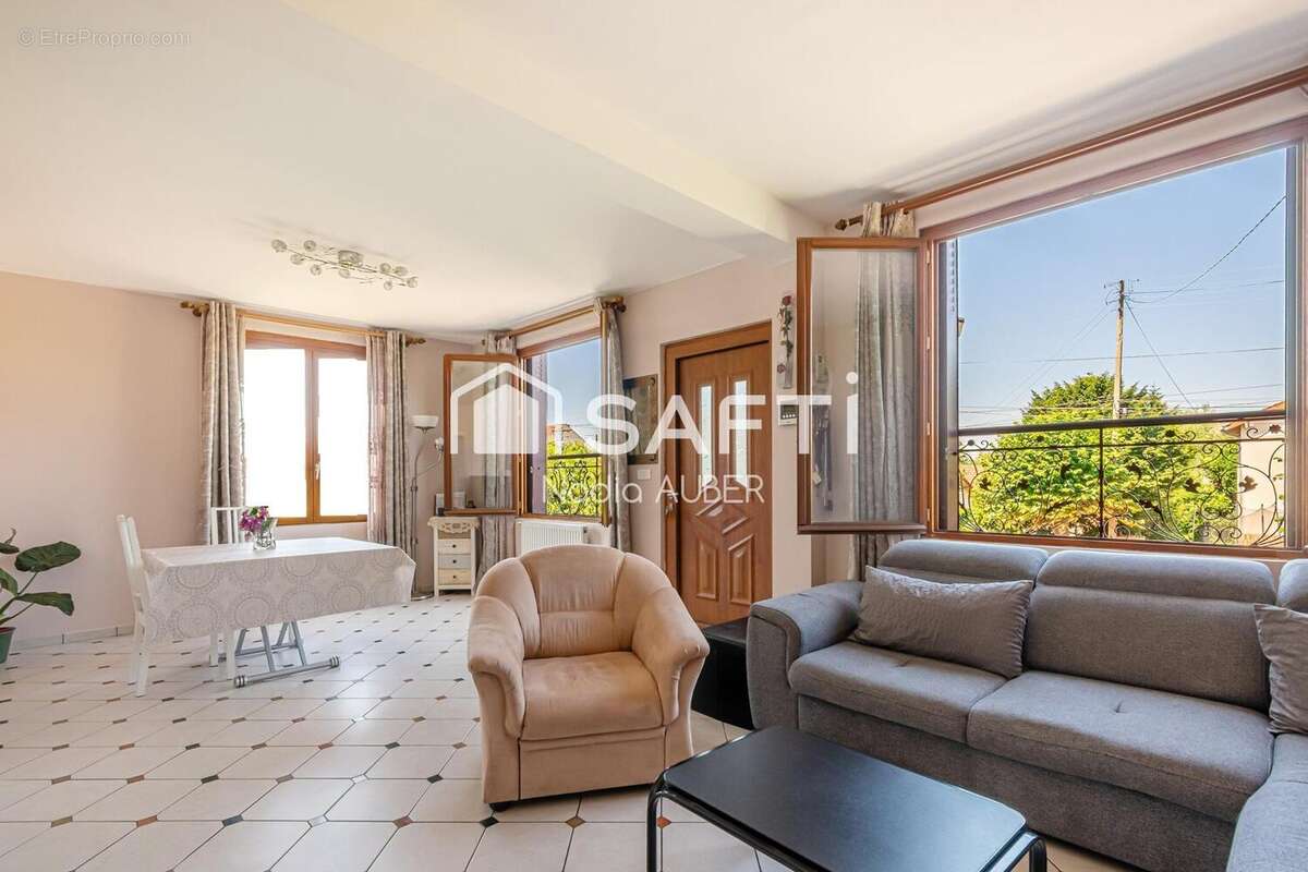 Photo 2 - Maison à PARAY-VIEILLE-POSTE