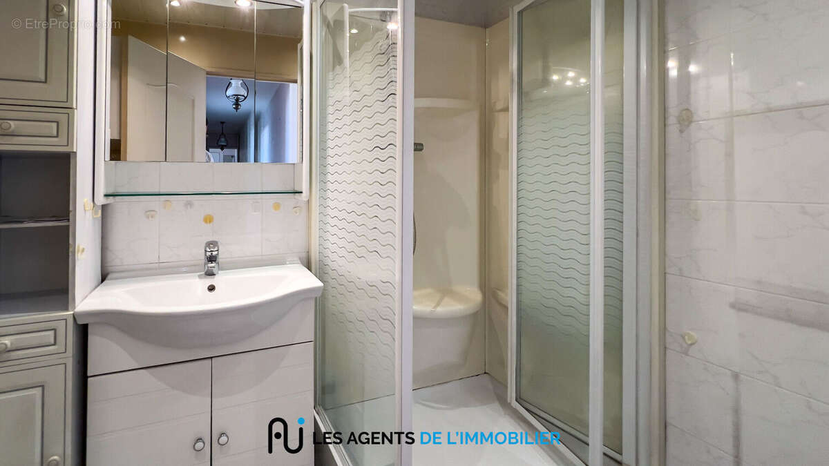 Appartement à NANTERRE