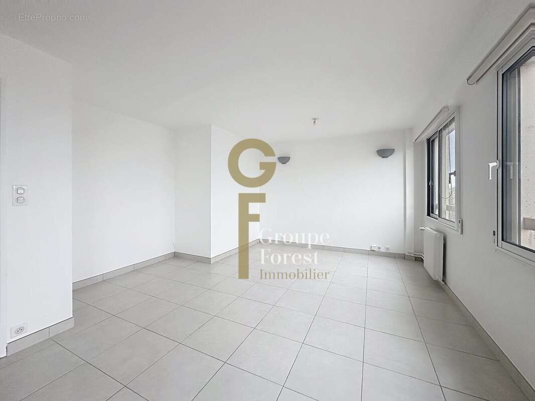 Appartement à LA MADELEINE