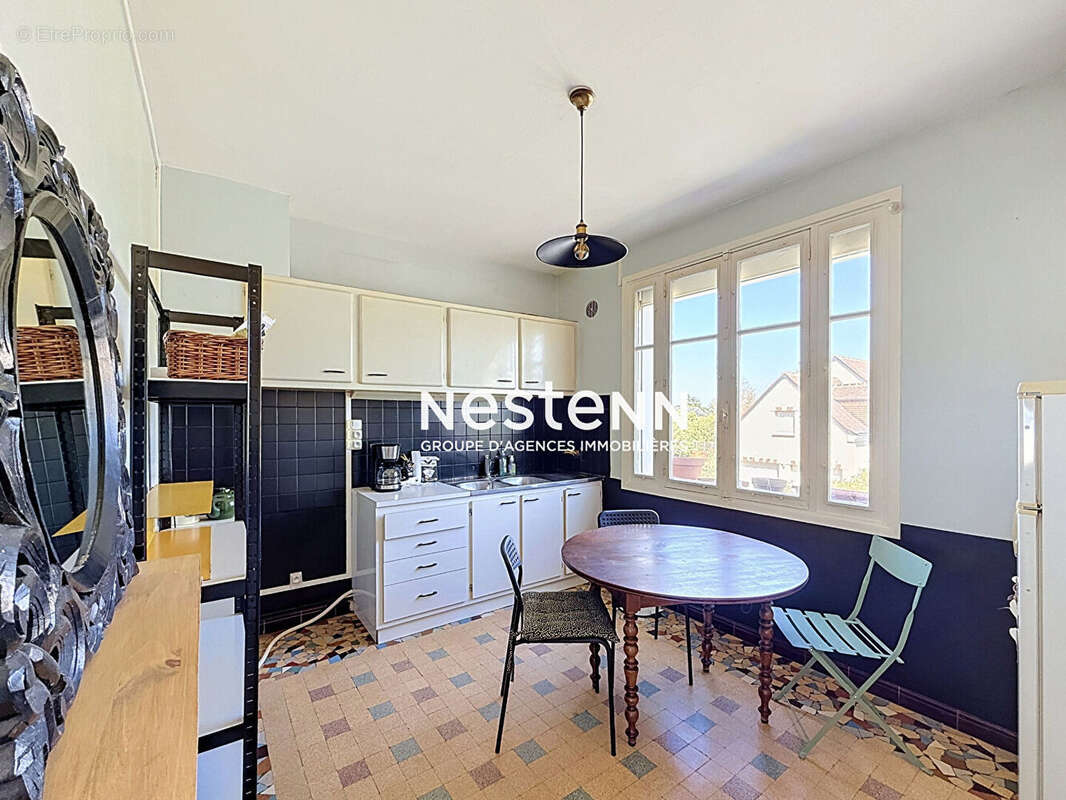 Chambray Les Tours : Maison avec potentiel d'évolution et jardin de 300m² - photo 5