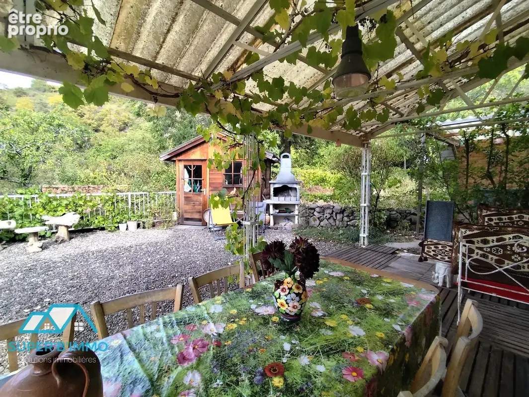 maison de village avec terrasses, garage et terrains - photo 17