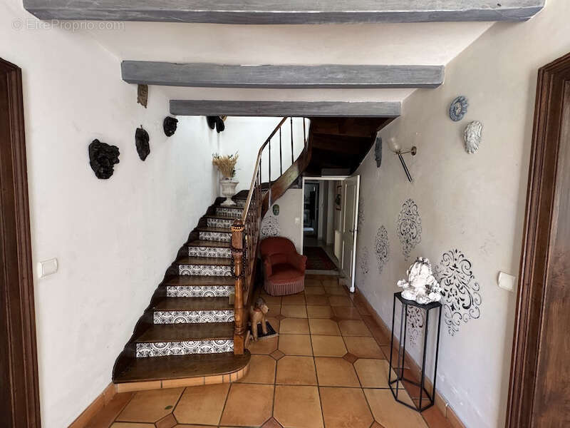 Magnifique moulin avec une piscine, des bois, verger, prairie et piscine couverte- pas des voisins proches - photo 4