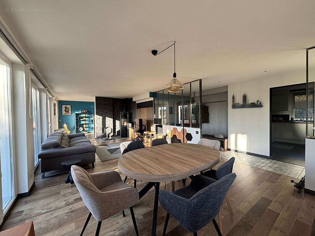 Maison à MONTIVILLIERS