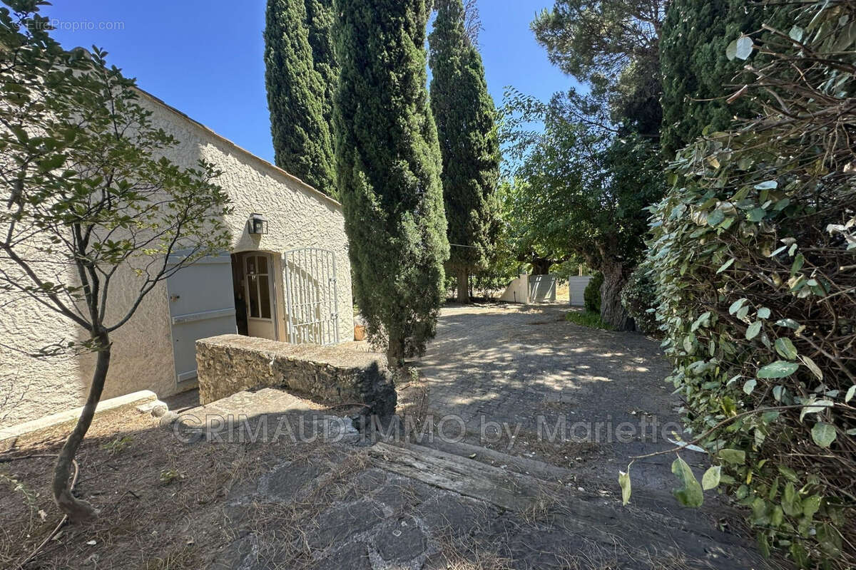 Maison à GRIMAUD