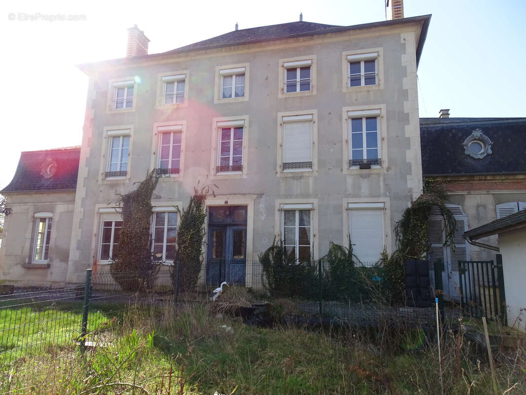 Maison à CHATILLON-SUR-SEINE