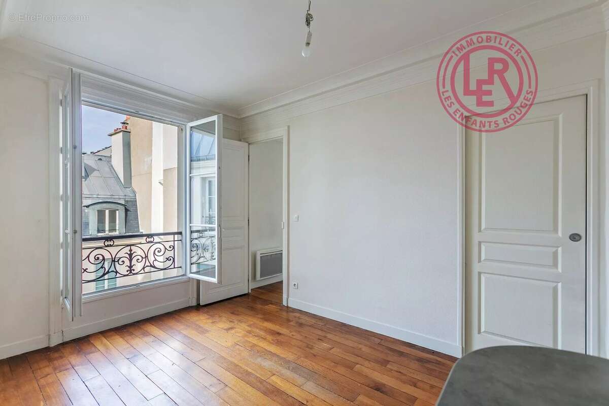 Appartement à PARIS-4E