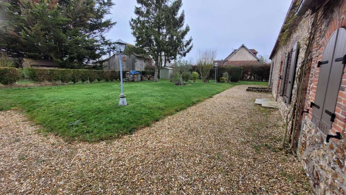 Photo 3 - Maison à SAINT-MICHEL-TUBOEUF