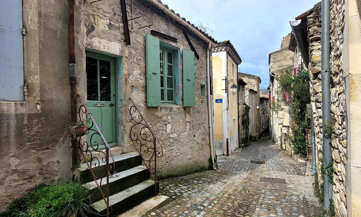 Maison à VIVIERS