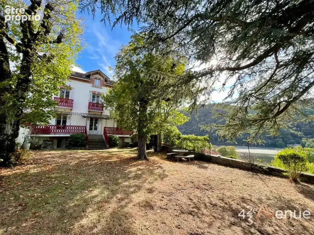 Maison à SAINT-PAUL-EN-CORNILLON