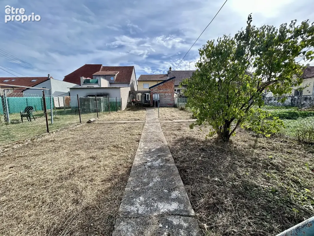Maison de village 7 pièces avec jardin à Neufgrange - photo 3