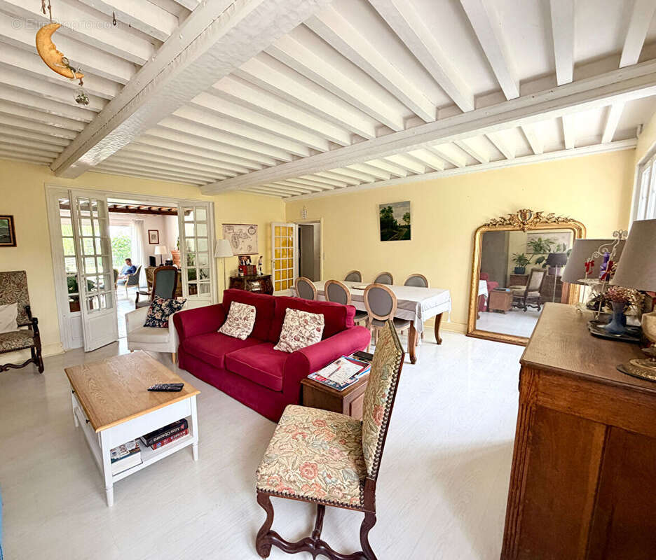 Maison à AUTHIE