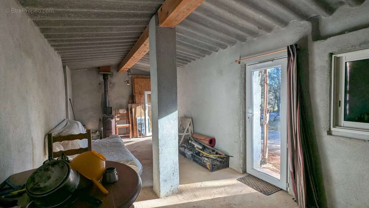 Terrain à MONTFORT-SUR-ARGENS