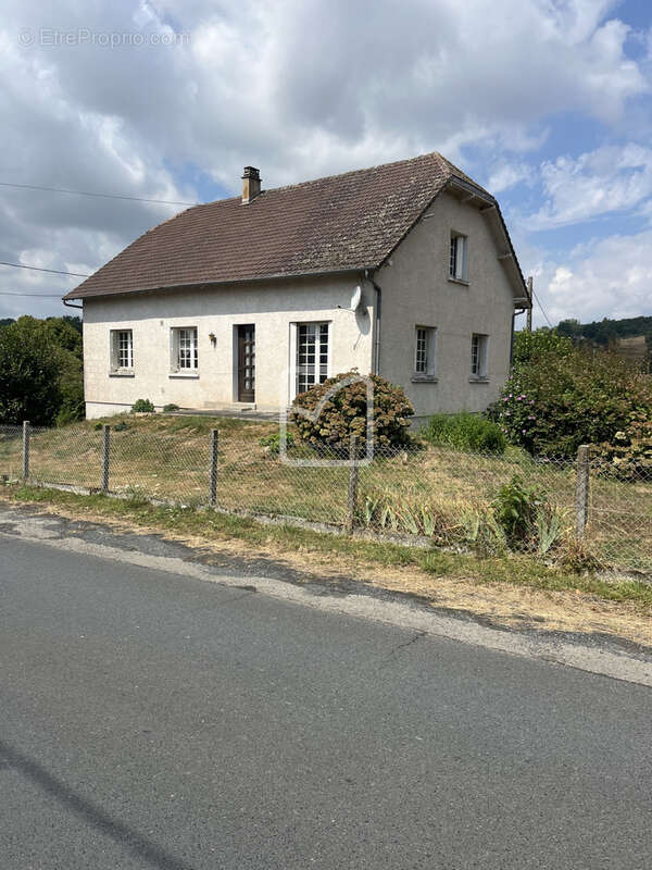 Maison à VOUTEZAC