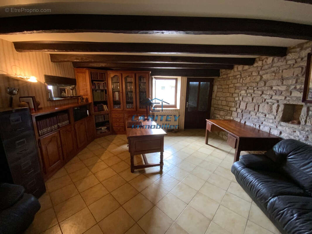 Maison à ROYE