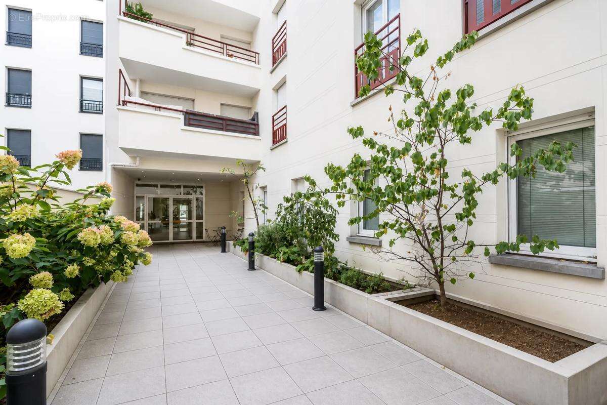 Drancy – 3 pièces 63,99 m², lumineux en rés. récente - photo 11
