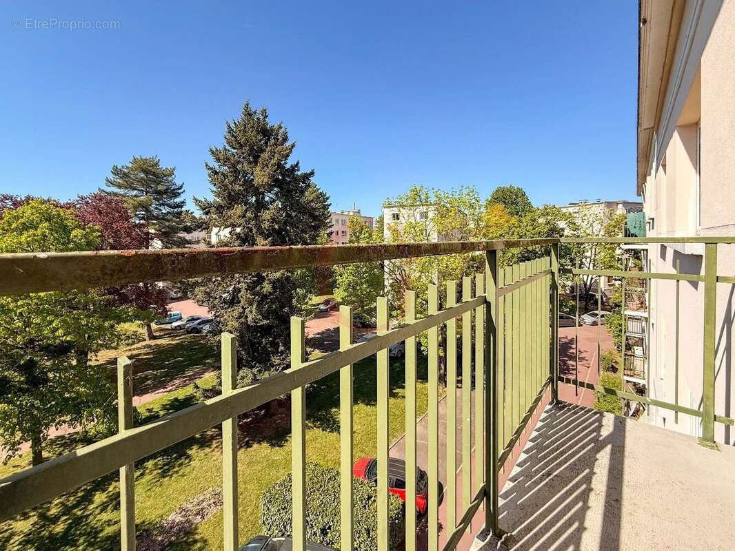 Appartement à BOURG-LA-REINE