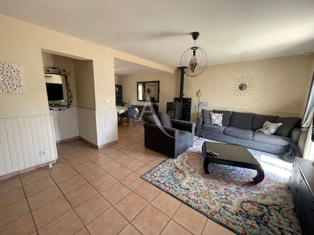 Maison à LAMOTTE-BEUVRON