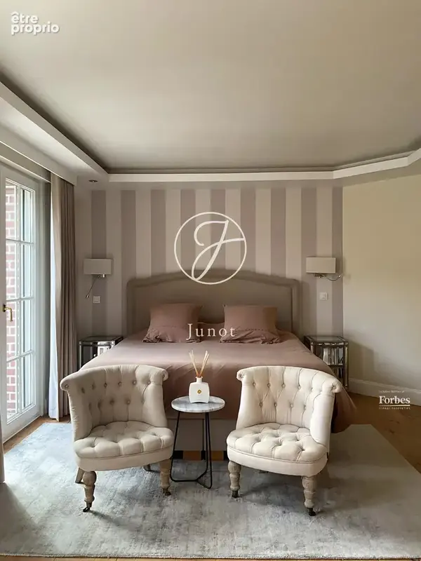 Mouvaux – Maison d’exception – 7 pièces - 262.48m² habitables – 7 pièces – 5 chambres – Piscine – Parc paysagé – Garage et parki - photo 23