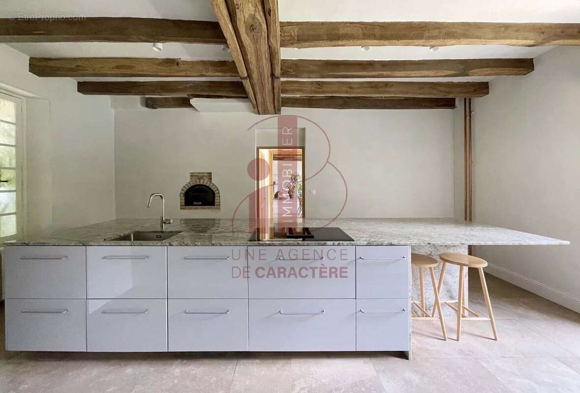 Maison à FONTAINEBLEAU