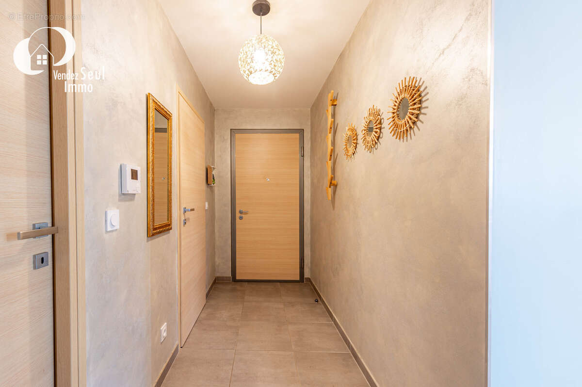 Appartement à POISY