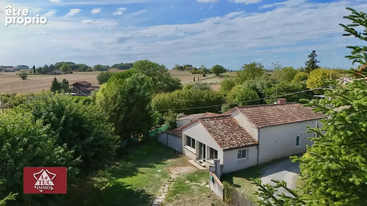 Maison à MASSOULES