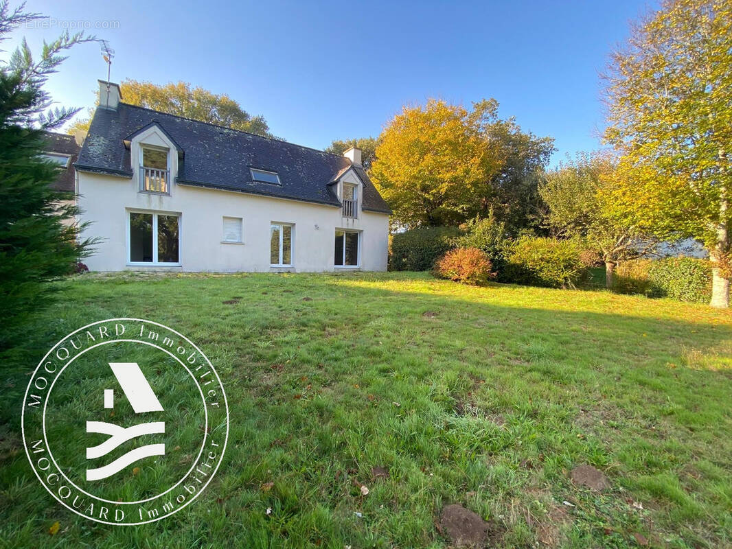 Maison à CRACH