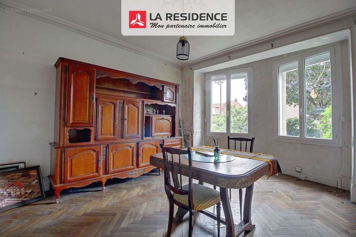 Maison 158 m² à Oissel  - photo 3