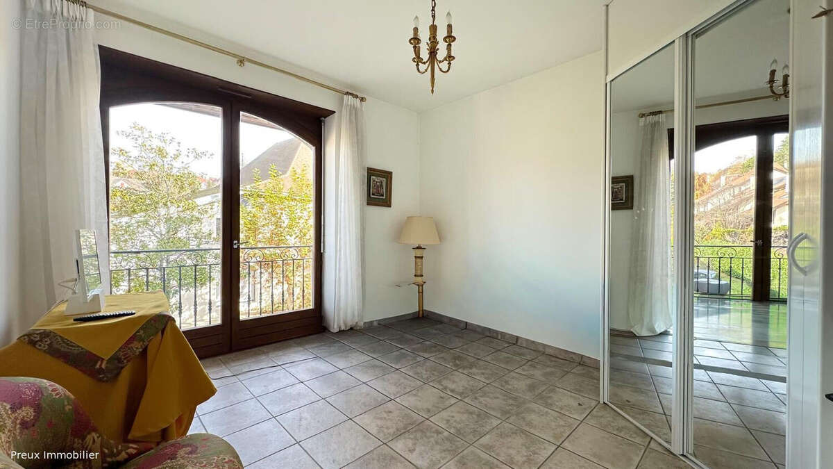 Appartement à ANNECY-LE-VIEUX