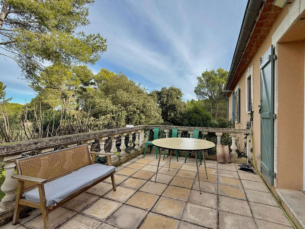 Maison à CHATEAURENARD