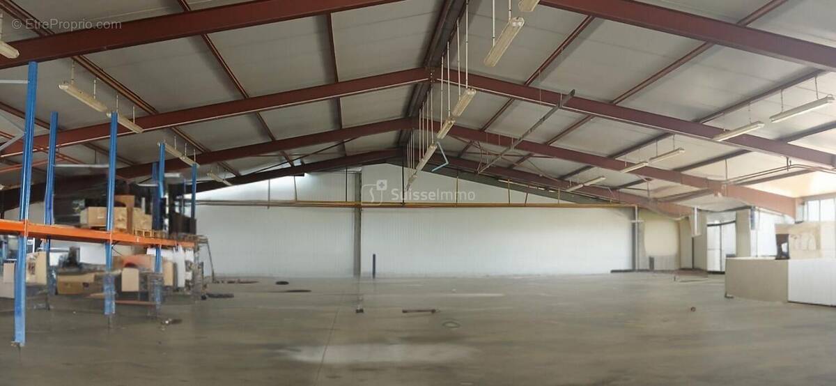 Commerce à FROIDECONCHE