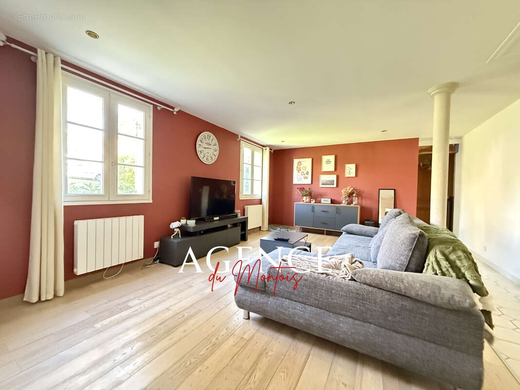 Maison à DONNEMARIE-DONTILLY