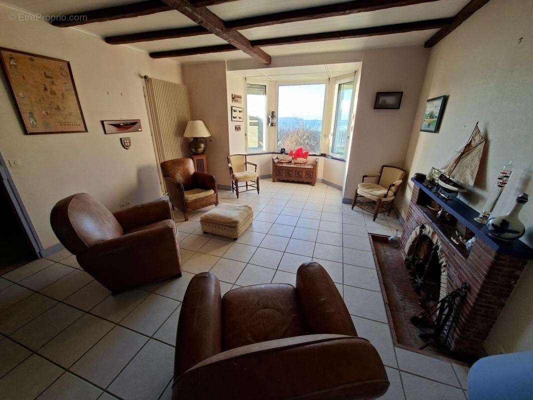 Maison à PLOUEZOC'H