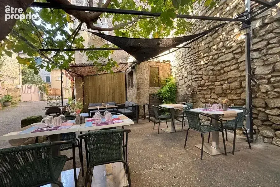Fonds de commerce, restaurant, à Rochefort du Gard - photo 2
