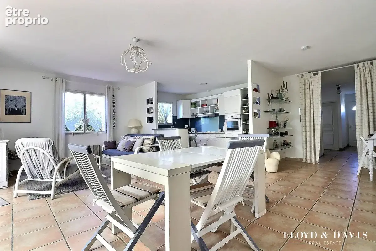 Maison à VILLENEUVE-DE-LA-RAHO