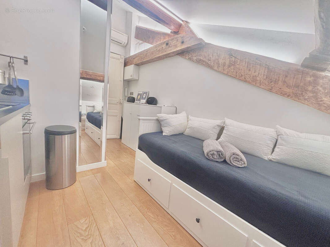Cannes proche banane appartement de 13 m2 refait à neuf avec aperçu mer - photo 5