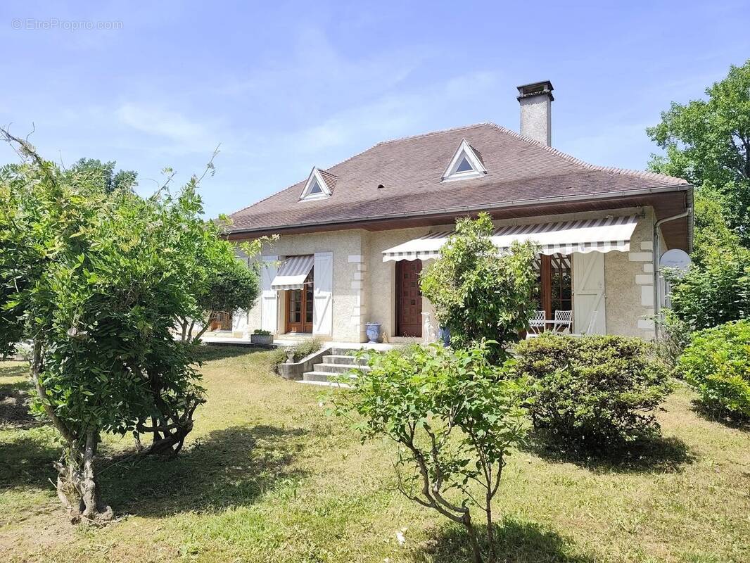 Maison à LONS
