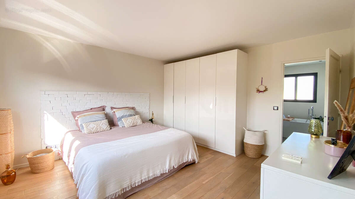 Maison à EPINAY-SUR-ORGE