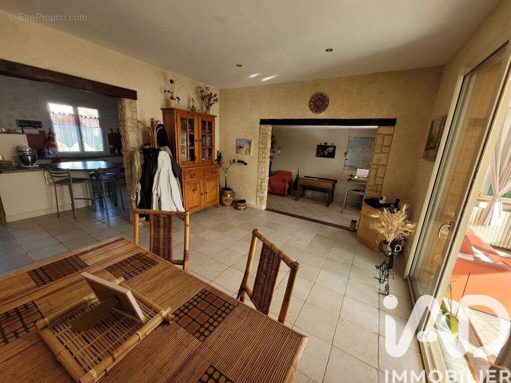 Photo 2 - Maison à SAINT-AUBIN-LE-CLOUD