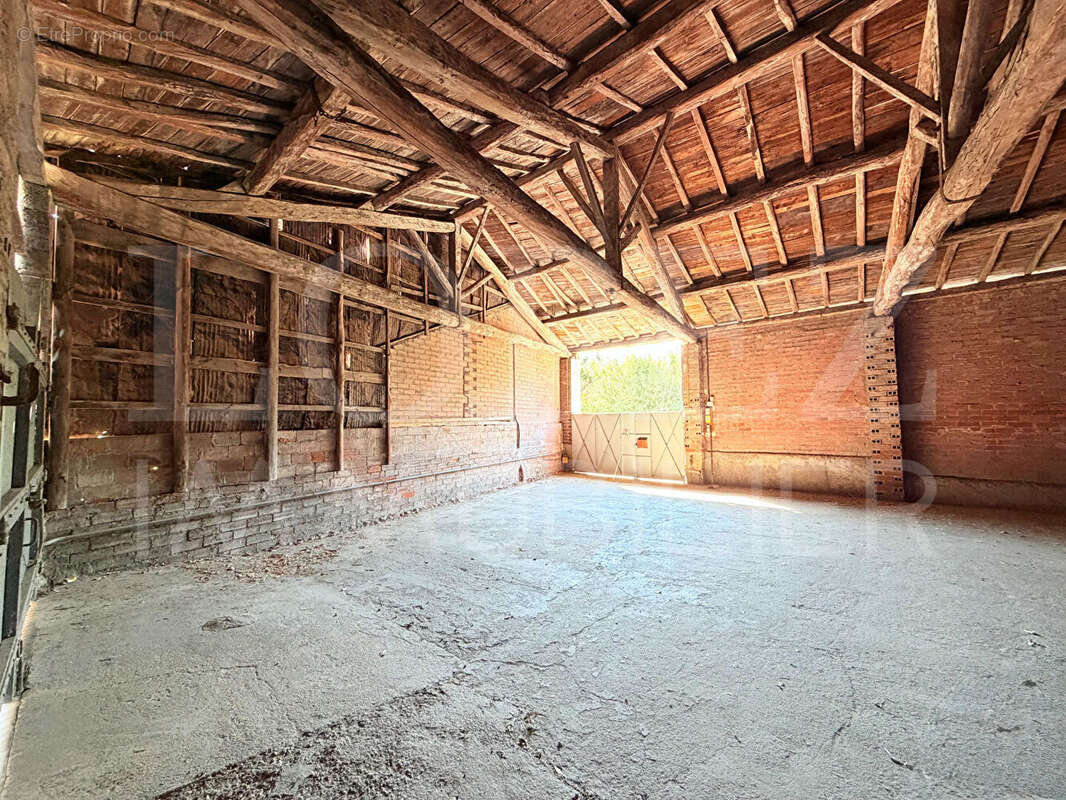 Maison + vaste garage à Labruguière - photo 2