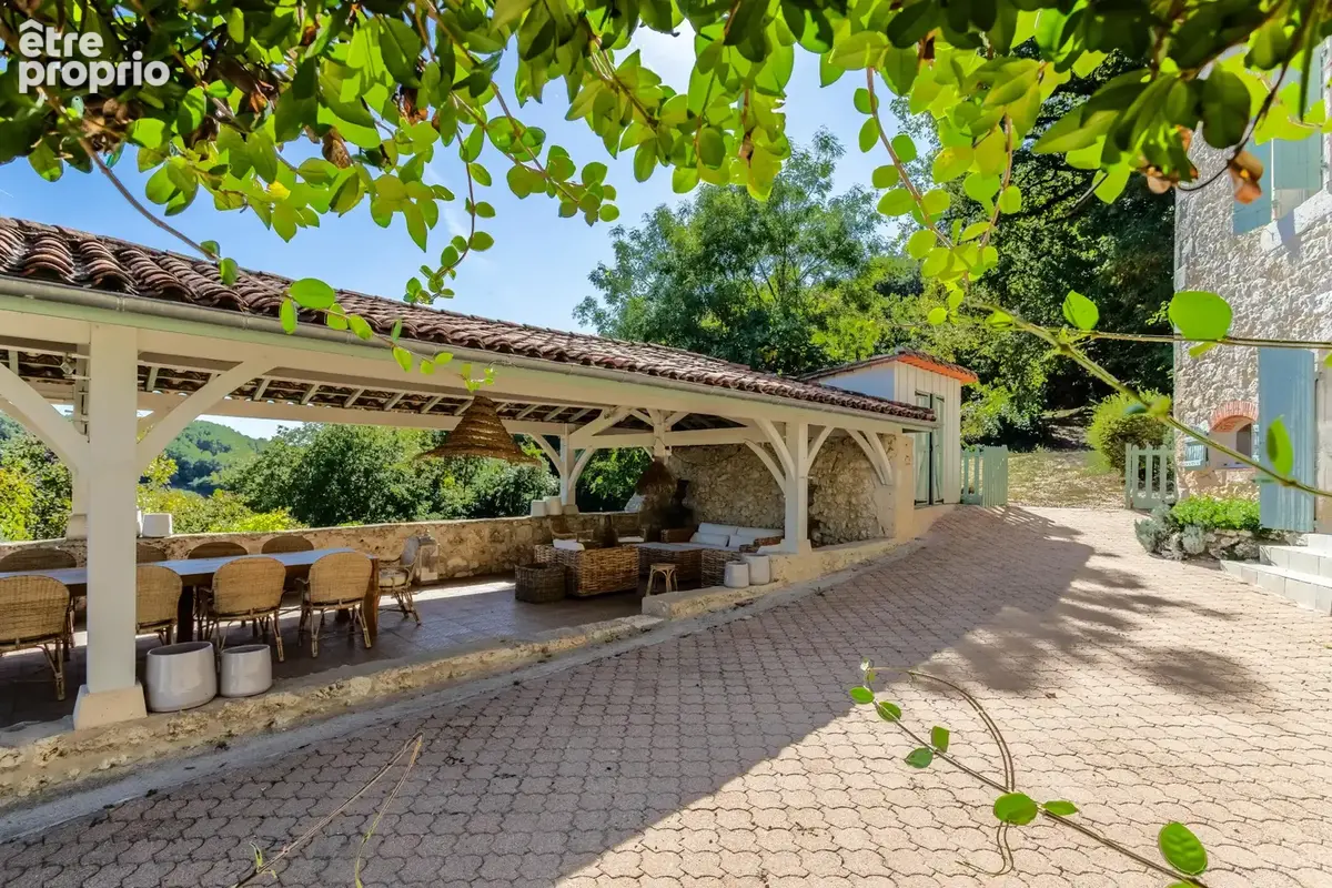 Propriété de campagne avec piscine, annexe et vue panoramique - photo 25