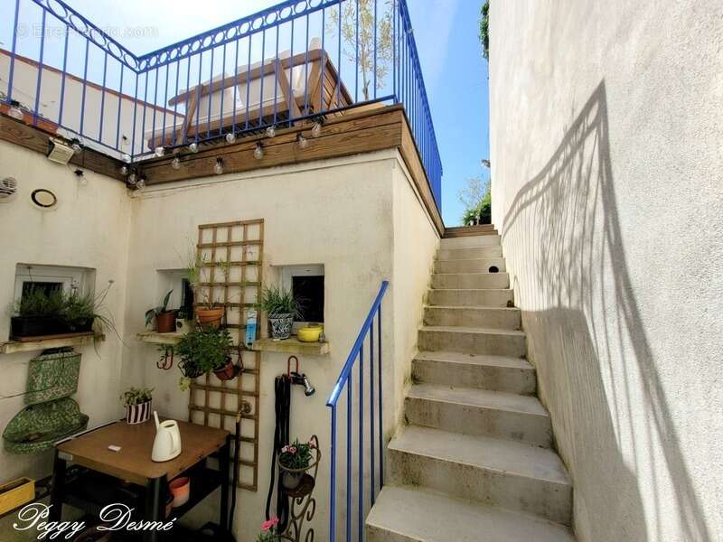 Maison à SAINTES
