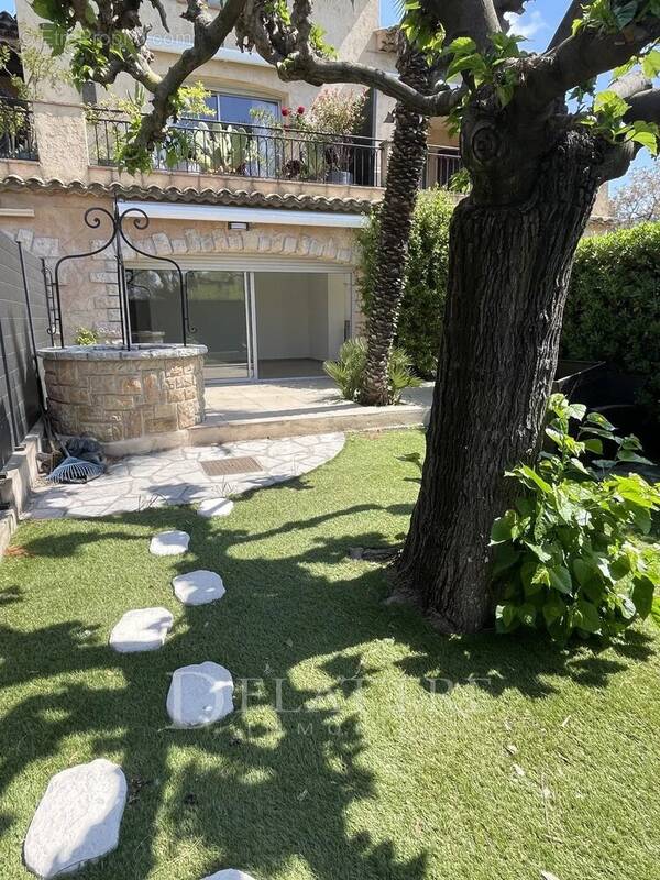 Appartement à MOUANS-SARTOUX