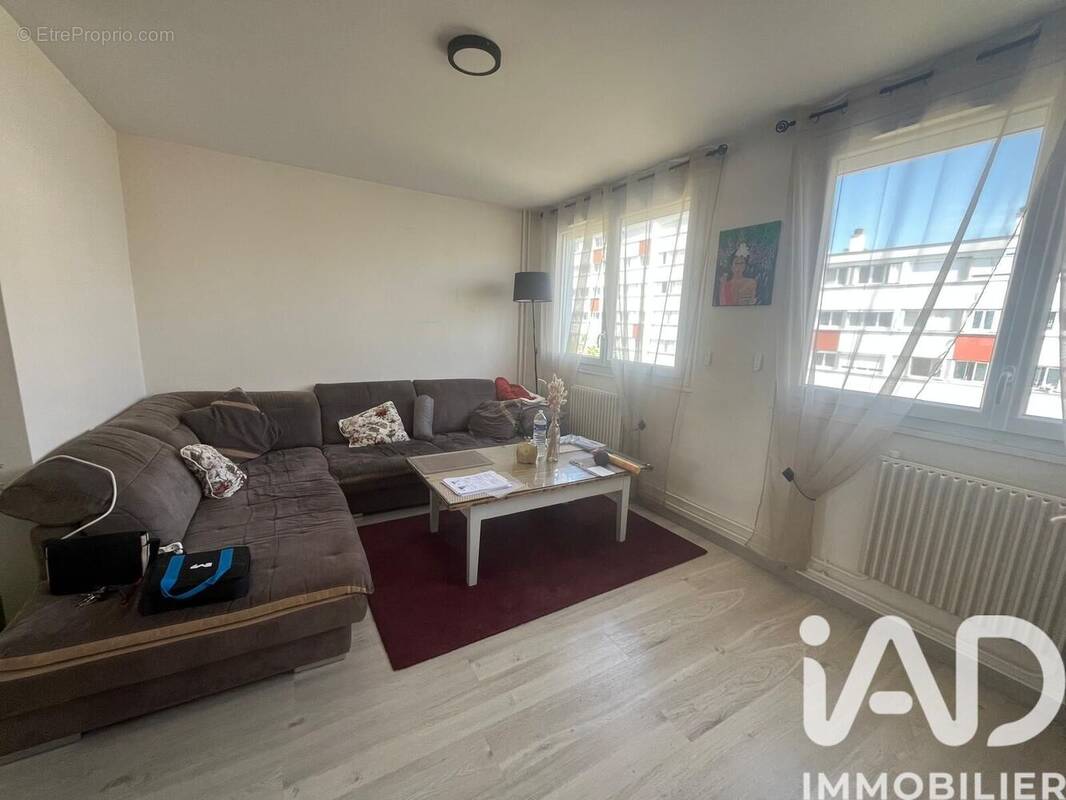 Photo 1 - Appartement à FLEURY-LES-AUBRAIS