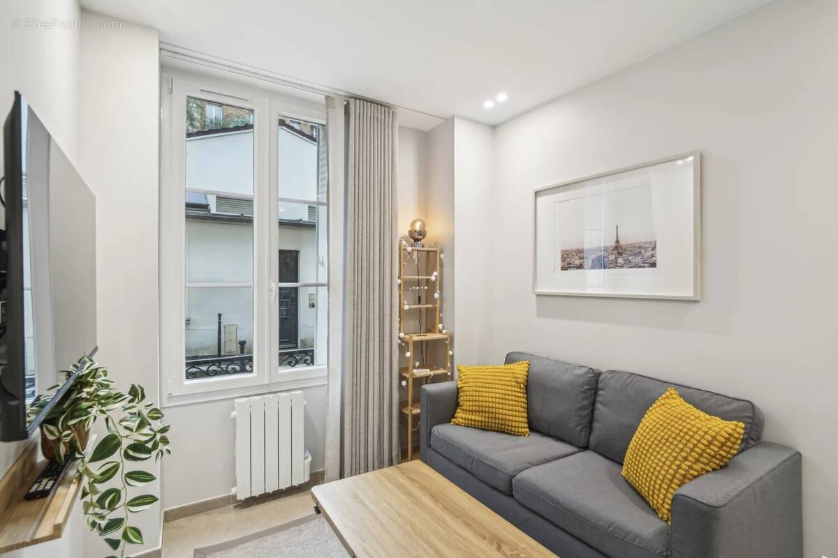 Appartement à PARIS-15E