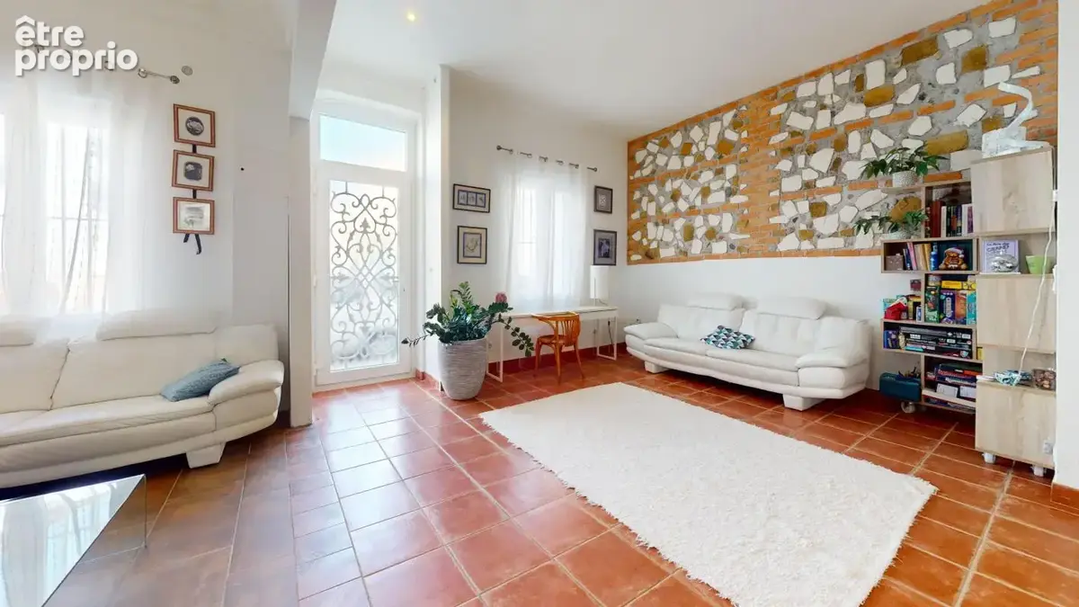 Maison 142 m² à Saint-Laurent-De-La-Salanque  - photo 7