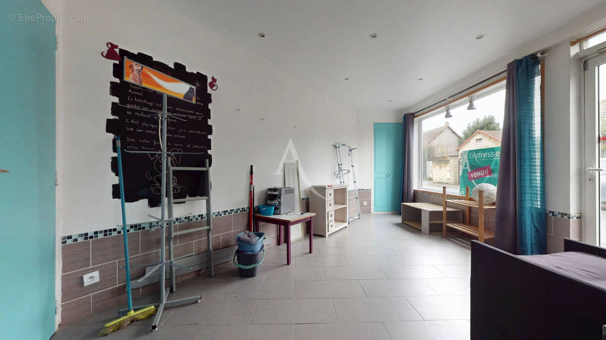 Commerce à CONFLANS-SAINTE-HONORINE