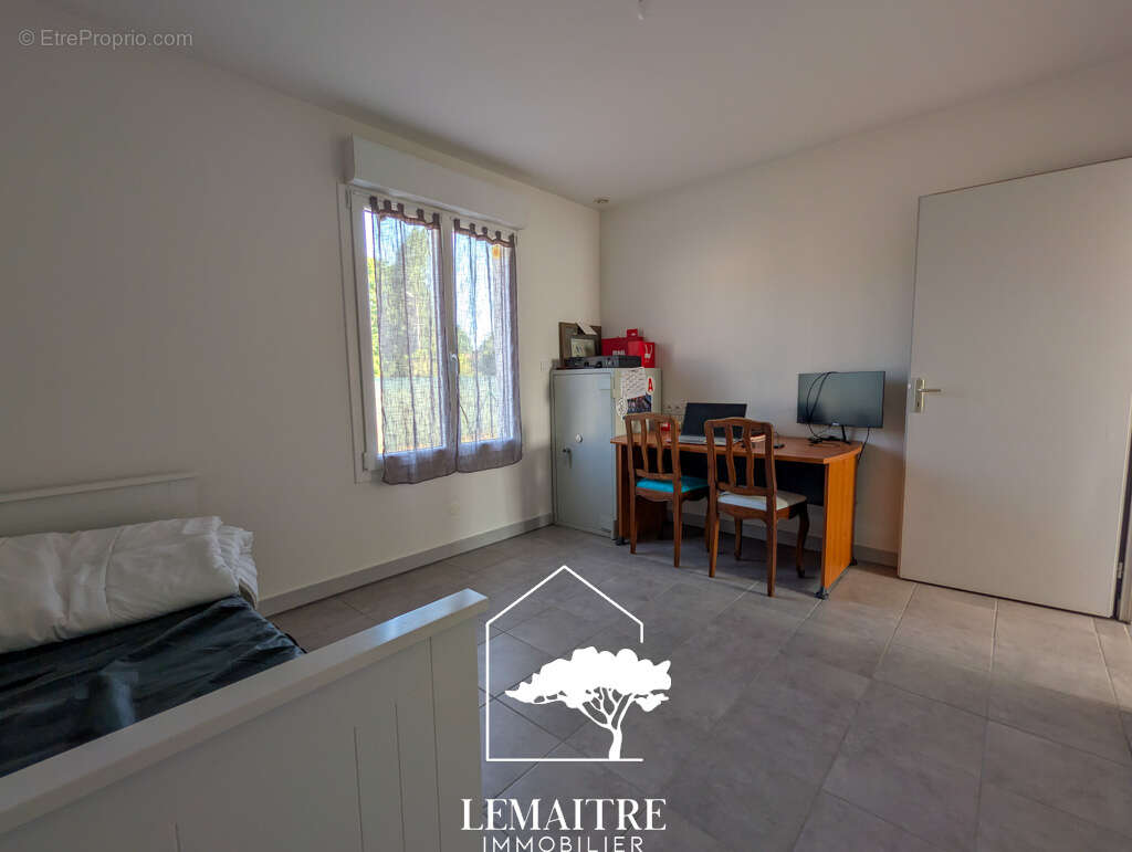 CORME-ROYAL (17600)   Pavillon individuel   106 m2   3 chambres   Garage   Terrain 471 m2 - photo 19