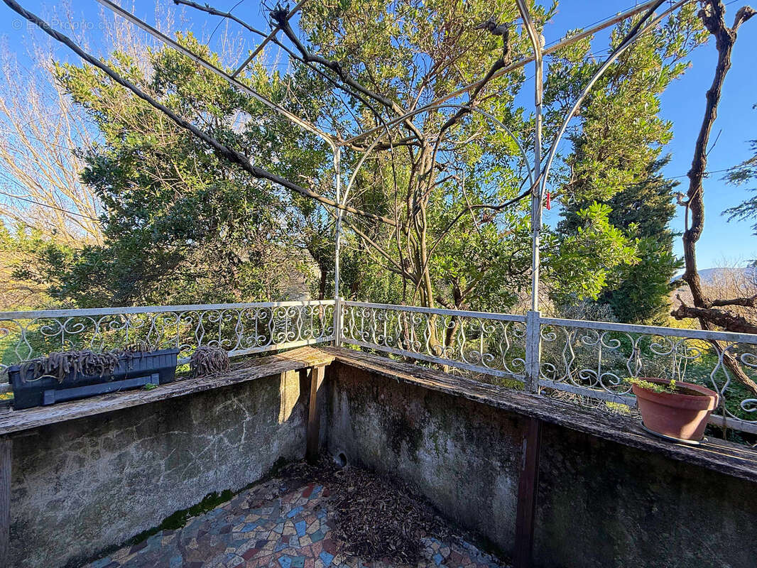 Maison à VAISON-LA-ROMAINE