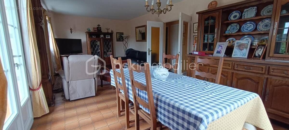 Maison à LE CHATELET-EN-BRIE